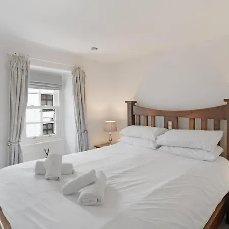 1 Bed In Oc-lr067