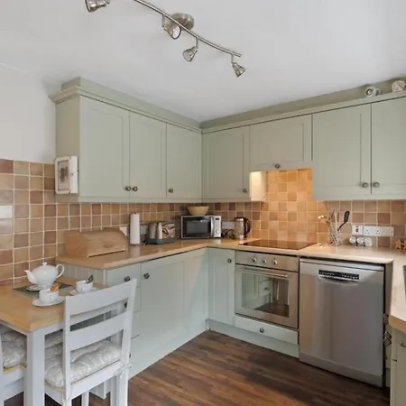 1 Bed In Oc-lr067